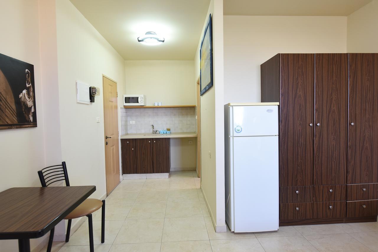 Guest house Flintstone *