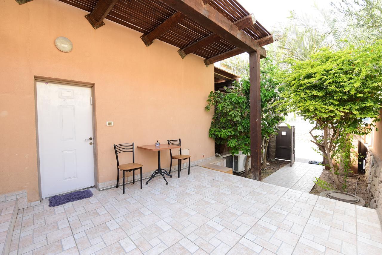 Guest house Flintstone Eilat